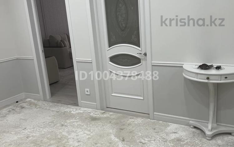 2-бөлмелі пәтер · 105 м² · 1/3 қабат, Сазда-2 , Санкибай батыра 253/4 — Газиза Жубанова, бағасы: 58.8 млн ₸ в Актобе — фото 2