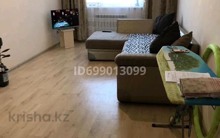 1-комнатная квартира · 45 м² · 5/5 этаж, Республики — Бензоколонка "Аскар" за 150 000 ₸ в Косшы — фото 2