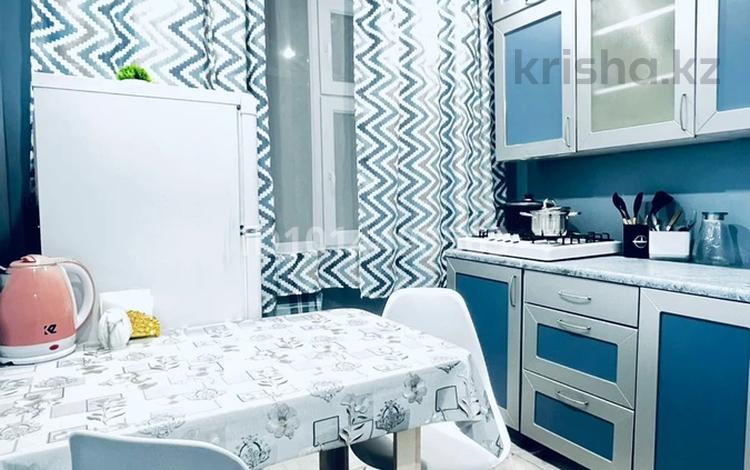 1-комнатная квартира · 35 м² · 5/5 этаж, мкр Талас 15 за 9 000 ₸ в Таразе — фото 2