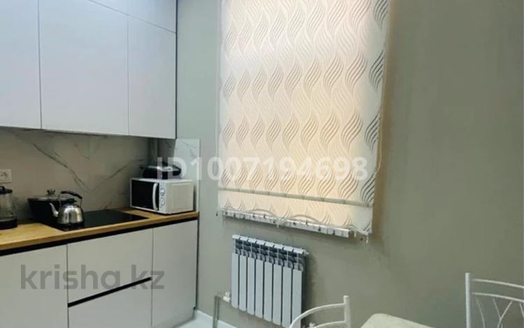 2-бөлмелі пәтер · 55 м² · 2/8 қабат, 35-мкр 5, бағасы: 18 млн ₸ в Актау — фото 5