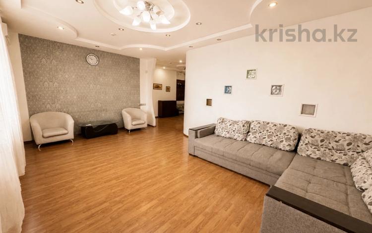 2-комнатная квартира · 82 м² · 6/12 этаж, Микрорайон Керемет 5 к19 за 63.5 млн ₸ в Алматы — фото 6