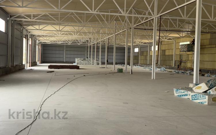 Өнеркәсіптік база · 2160 сотық, Мкр. Карасу 17 б, бағасы: 5.4 млн ₸ в Алматы, Жетысуский р-н — фото 2