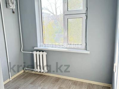 1-бөлмелі пәтер · 30 м² · 3/5 қабат, Абая 6А — Школа N_23,N_24 Супермаркет Econom, бағасы: 6.2 млн ₸ в Кентау