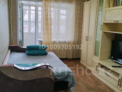 1-комнатная квартира · 32 м² · 4/5 этаж, Майкудук, Майкудук, 12й микрорайон 1 за 8 000 ₸ в Караганде, Алихана Бокейханова р-н