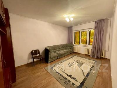 1-комнатная квартира, 40 м², 1/5 этаж, мкр Аксай-4 за 23.5 млн 〒 в Алматы, Ауэзовский р-н