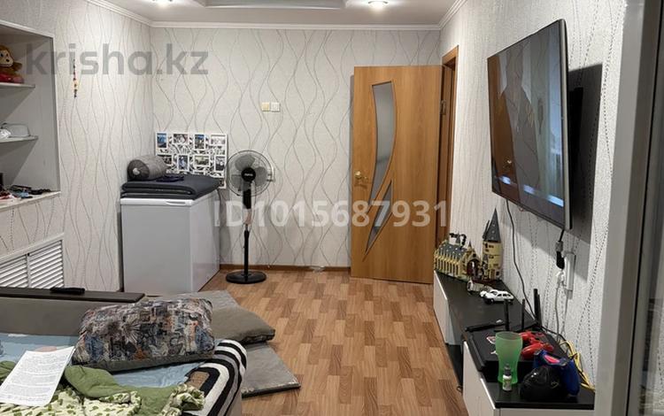 2-бөлмелі пәтер · 40.5 м² · 4/5 қабат, Машкур Жусупа — Магазин Кайрат, бағасы: 10.6 млн ₸ в Экибастузе — фото 3