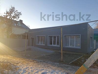 Продажа коммерческой недвижимости в Костанайской обл.: Свободное назначение, офисы, магазины и бутики · 93 м² за 75 млн 〒 Свободное назначение, офисы, магазины и бутики · 93 м² за 75 млн 〒 в Костанае