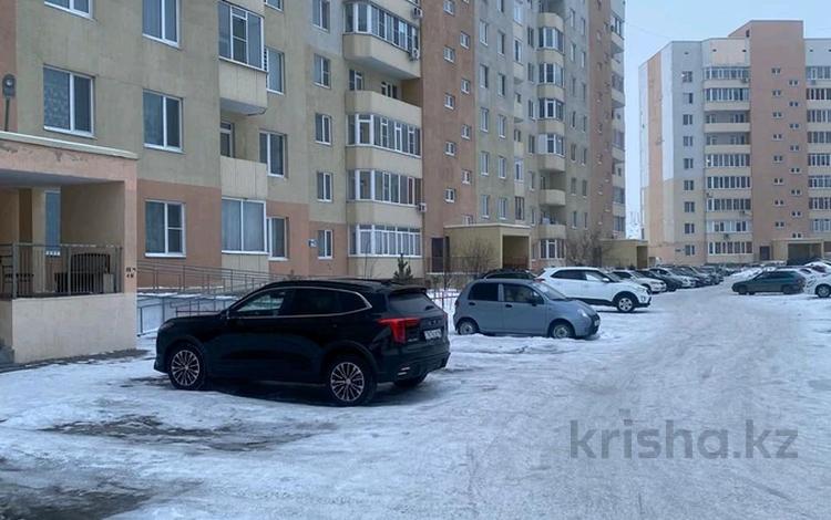 2-комнатная квартира · 56 м² · 1/9 этаж, Казыбек би 50 за 25.5 млн ₸ в Усть-Каменогорске — фото 2