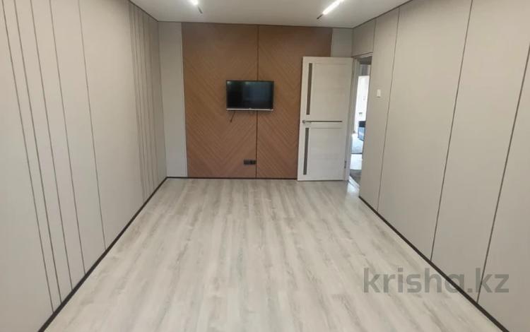 3-бөлмелі пәтер · 62 м² · 4/4 қабат, Жубанова 7/1, бағасы: 34 млн ₸ в Алматы, Ауэзовский р-н — фото 12