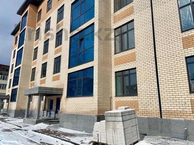 2-комнатная квартира, 75 м², 1/5 этаж, Сатыбалдина 17/5 за 27.8 млн 〒 в Караганде, Казыбек би р-н