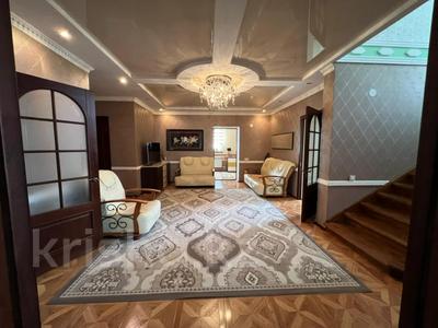 Отдельный дом · 8 комнат · 270 м², мкр Коктем, Отеп Карымбаев — Микрорайон Коктем за 800 000 〒 в Атырау