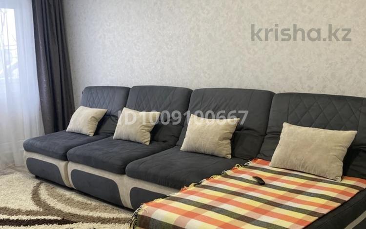 2-бөлмелі пәтер · 45 м² · 5/5 қабат, Абая 56/2, бағасы: 10 млн ₸ в Темиртау — фото 2