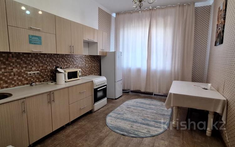 1-бөлмелі пәтер · 45 м² · 3/12 қабат, Алии Молдагуловой, бағасы: 17 млн ₸ в Актобе — фото 11