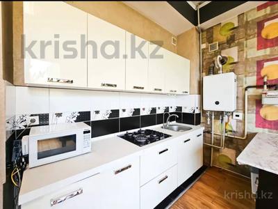 3-комнатная квартира · 75 м² · 2/3 этаж, мкр Алгабас 17 за 320 000 ₸ в Алматы, Алатауский р-н