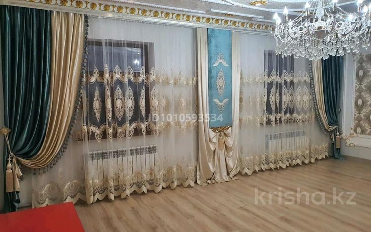 Отдельный дом · 4 комнаты · 300 м² · 10 сот., Телконыр 6 — Торайғырова за 38 млн ₸ в  — фото 2