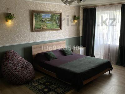 1-комнатная квартира · 32 м² · 3/4 этаж, Маншук Маметовой 50/1 за 10 000 ₸ в Уральске, мкр Школьник