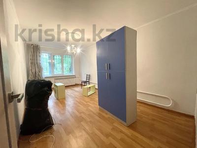 3-комнатная квартира · 65.4 м² · 1/5 этаж, мкр Аксай-2 за 35 млн ₸ в Алматы, Ауэзовский р-н
