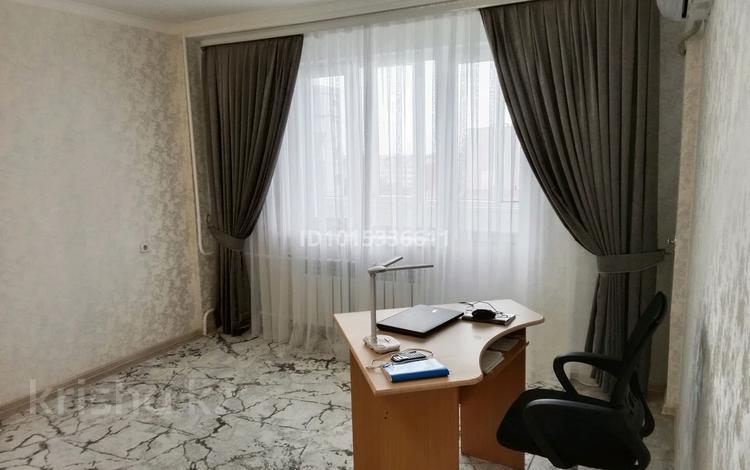 1-комнатная квартира · 47.8 м² · 8/9 этаж, мкр Кунаева 58 — Находиться возле ресторан "Monreal" за 200 000 ₸ в Уральске — фото 2