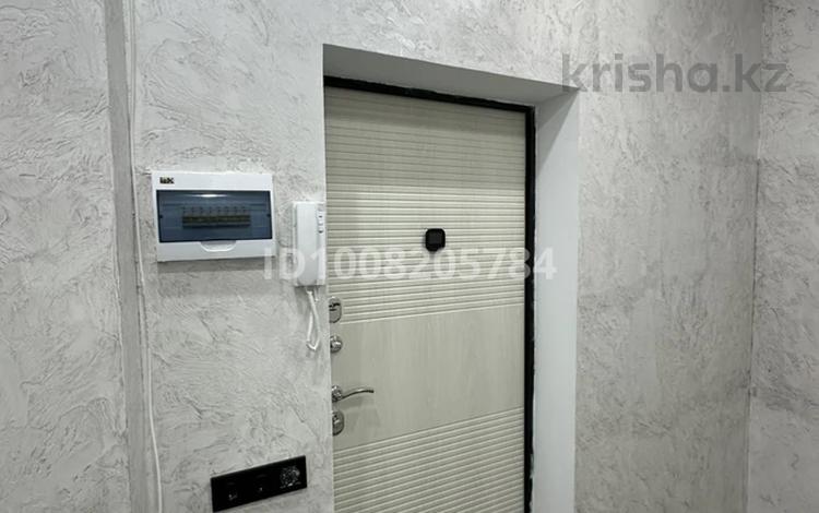 1-бөлмелі пәтер · 42.8 м² · 6/9 қабат, мкр Нурсая, Елорда 6Б, бағасы: 20 млн ₸ в Атырау — фото 2