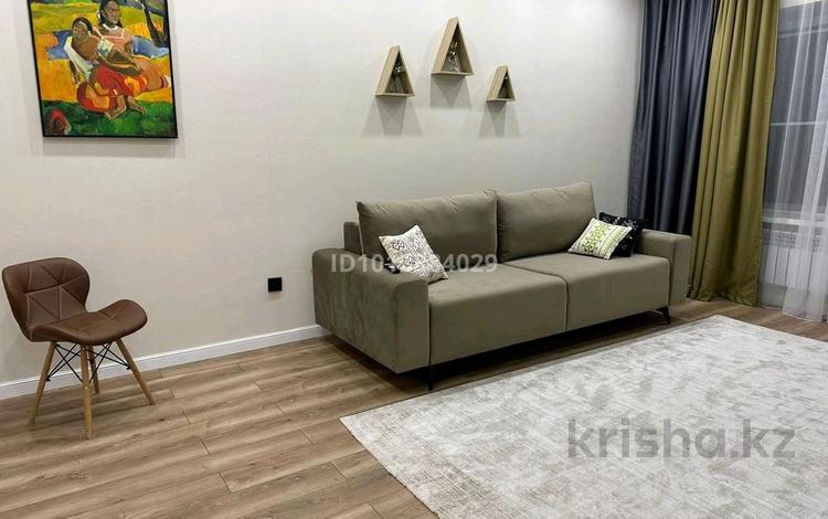2-бөлмелі пәтер · 60 м² · 4/5 қабат, мкр Жетысу-4 10 — Абая-Момышулы, бағасы: 350 000 ₸ в Алматы, Ауэзовский р-н — фото 2