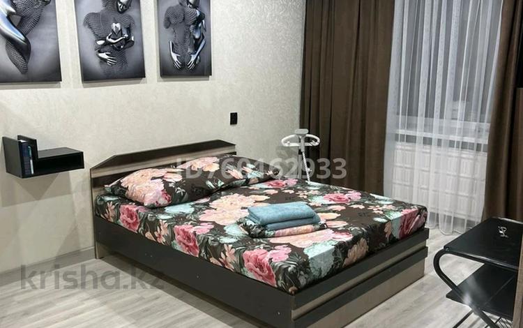 1-комнатная квартира · 40 м² · 5/9 этаж, Торайгырова 20 — Торайгырова сатпаева за 10 000 ₸ в Павлодаре — фото 2
