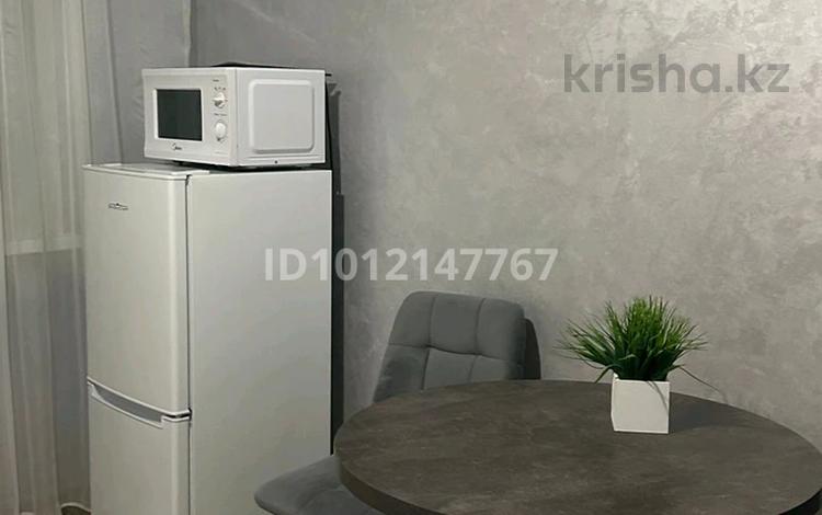 1-бөлмелі пәтер · 50 м², Назарбаева 197 — ТРЦ Костанай Плаза/Тобол Арена/НИШ, бағасы: 200 000 ₸ — фото 3