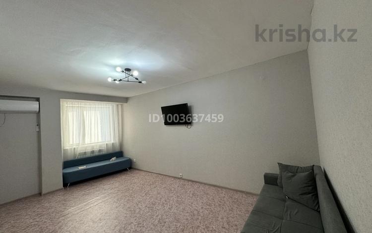 2-бөлмелі пәтер · 59.5 м² · 4/9 қабат, мкр. Зачаганск пгт, Бирлик 33, бағасы: 25 млн ₸ в Уральске — фото 10
