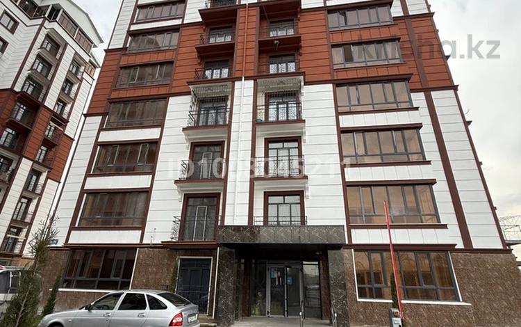2-комнатная квартира · 68.2 м² · 8/10 этаж, Куаныша Толеметова 50/25 за 29 млн ₸ в Шымкенте, Абайский р-н — фото 2