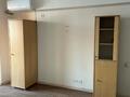 1-комнатная квартира, 40 м², 3/5 этаж помесячно, Утепова за 250 000 〒 в Алматы, Бостандыкский р-н — фото 9