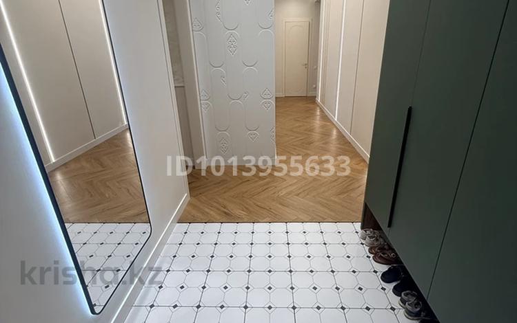 3-комнатная квартира · 91.8 м² · 4/10 этаж, мкр Юго-Восток, Мкр Степной 2 9/3 — Торговый дом Алмаз за 68 млн ₸ в Караганде, Казыбек би р-н — фото 2