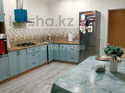 2-бөлмелі пәтер · 88 м² · 4/5 қабат, мкр. Алтын орда, Алтын орда 9/5к1, бағасы: 45 млн 〒 в Актобе