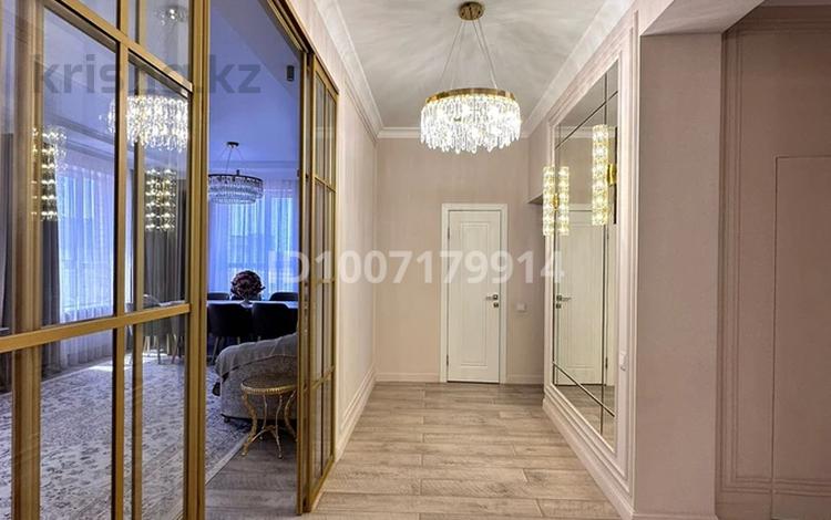 5-бөлмелі пәтер · 160 м² · 2/5 қабат, мкр Юго-Восток, Муканова 41/5, бағасы: 105 млн ₸ в Караганде, Казыбек би р-н — фото 2