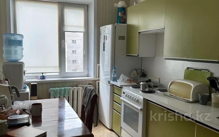 3-комнатная квартира, 65 м², 8/9 этаж, Камзина 352 за 21 млн 〒 в Павлодарской обл. — фото 13