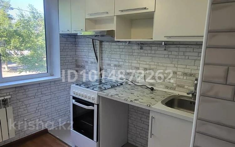 2-комнатная квартира · 48 м² · 2/5 этаж, мкр Юго-Восток, Проспект Республики 14 за 18.5 млн ₸ в Караганде, Казыбек би р-н — фото 2