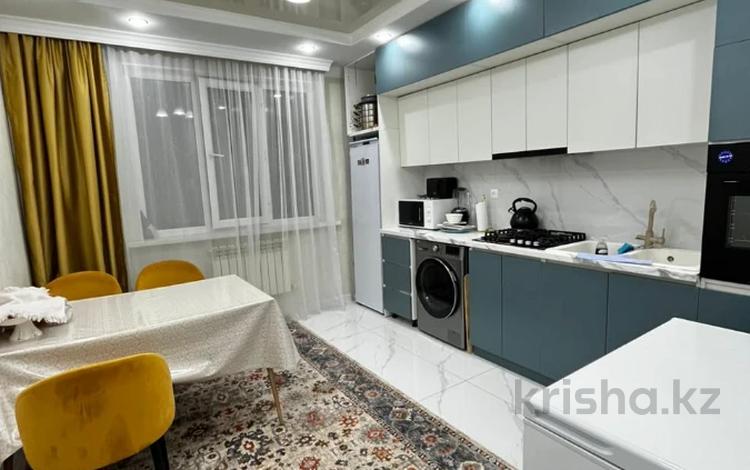 2-бөлмелі пәтер · 70 м² · 4/9 қабат, мкр Акбулак, Суатколь, бағасы: 38 млн ₸ в Алматы, Алатауский р-н — фото 15
