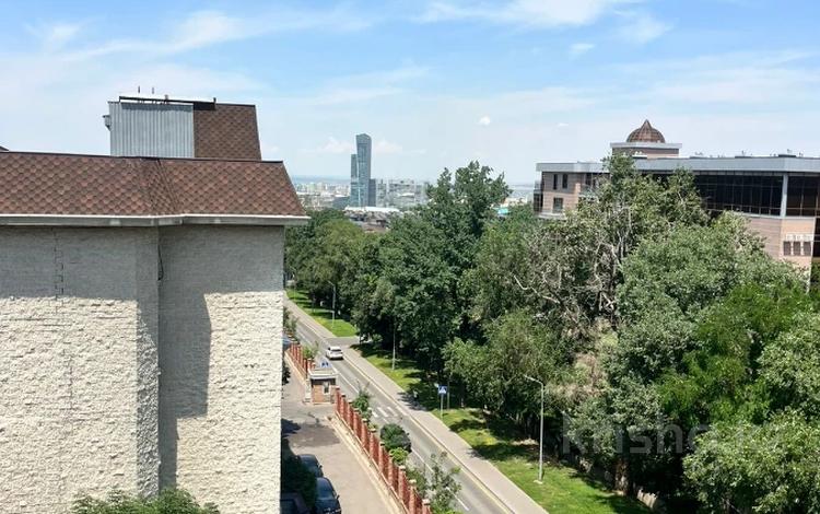 4-комнатная квартира · 139 м² · 6/6 этаж, мкр Горный Гигант, Жамакаева за 152.9 млн ₸ в Алматы, Медеуский р-н — фото 2
