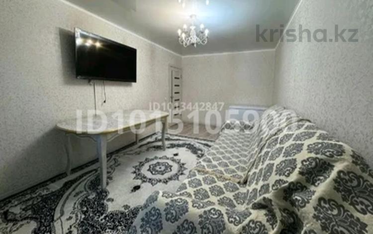3-комнатная квартира · 62 м² · 4/5 этаж, мкр Юго-Восток, Мкр Юго-Восток, 28й микрорайон 1 за 24 млн ₸ в Караганде, Казыбек би р-н — фото 2