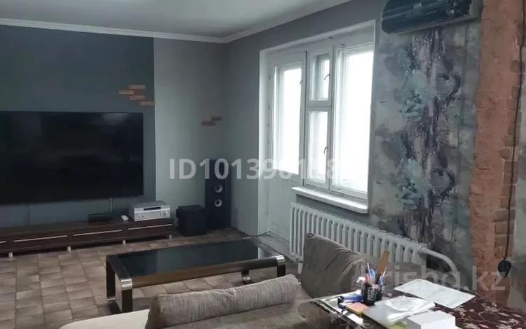 4-бөлмелі пәтер · 78.7 м² · 10/10 қабат, 1-ый микрорайон, бағасы: 25 млн ₸ в Семее — фото 2