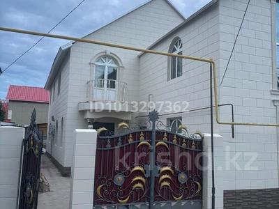 Жеке үй · 9 бөлме · 250 м² · , Даулеткерея 27, бағасы: 87 млн ₸ в Уральске