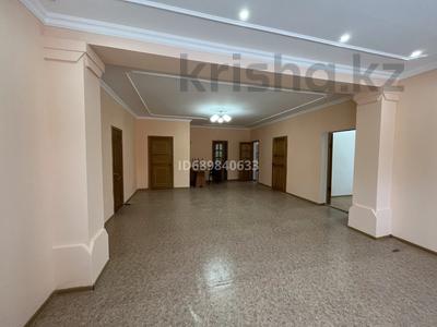 Отдельный дом · 4 комнаты · 140 м² · 10 сот., мкр Жеруйык, 25 за 43 млн ₸ в Атырау