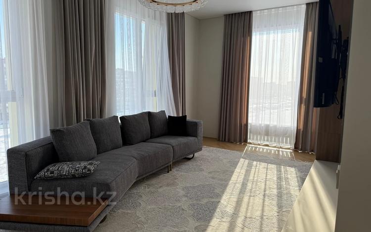 2-комнатная квартира · 70 м² · 9 этаж, Мангилик Ел 62 за 350 000 ₸ в Астане, Есильский р-н — фото 2