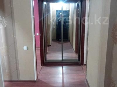 2-комнатная квартира · 58 м² · 4/5 этаж, 16-й микрорайон, 16-й микрорайон 13 за 19 млн 〒 в Шымкенте, Аль-Фарабийский р-н