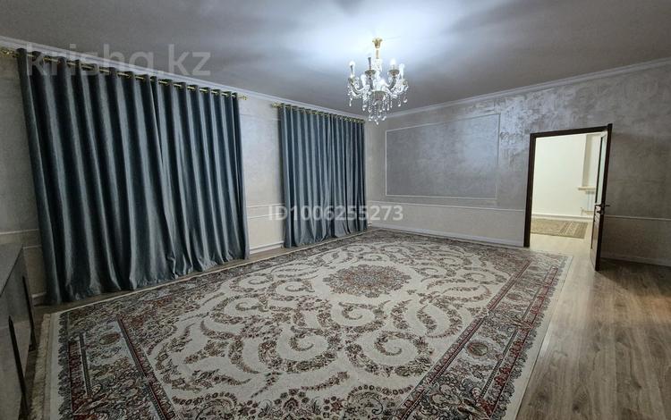 Отдельный дом · 4 комнаты · 185 м² · 10 сот., мкр Оркен, Бекен Айтжанов 45 за 35 млн 〒 в Атырау — фото 2