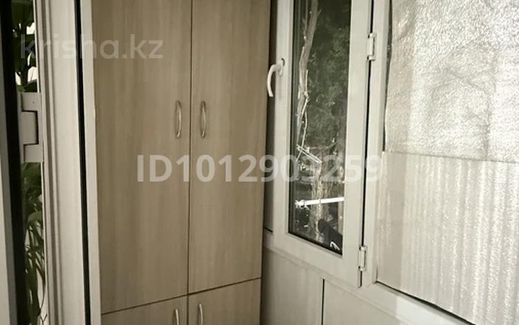 3-комнатная квартира · 64 м² · 3/5 этаж, мкр Салтанат, Салтанат ш/а. 7 за 17.5 млн ₸ в Таразе — фото 2