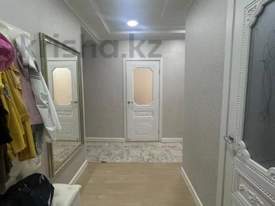 2-бөлмелі пәтер · 82.7 м² · 2/5 қабат, мкр. Алтын орда, бағасы: 25.5 млн ₸ в Актобе