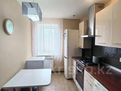 3-комнатная квартира · 61.9 м² · 6/9 этаж, Абая за 18.7 млн ₸ в Уральске