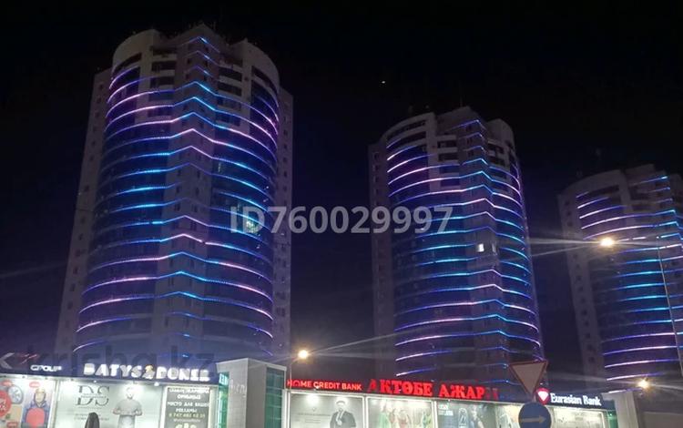 2-бөлмелі пәтер · 70 м² · 18/25 қабат, мкр 11 112, бағасы: 12 000 ₸ в Актобе — фото 5