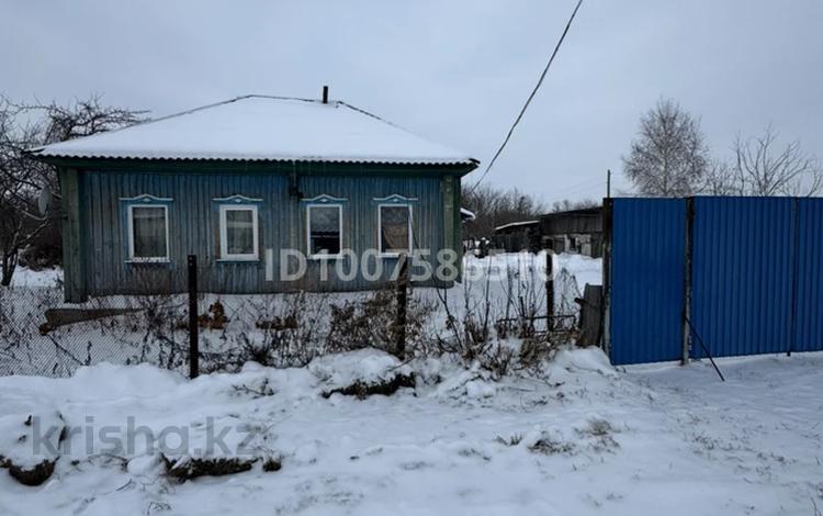 Отдельный дом · 3 комнаты · 50 м² · 30 сот., Мира 9 — Село Уварово за 4.5 млн ₸ — фото 2