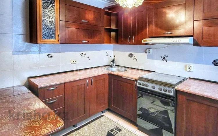 2-комнатная квартира · 55 м² · 1/4 этаж, Тохтарова 7 — Кафе &quot;Петушок &quot; и (Новая Больница ) за 12 000 〒 в Риддере — фото 2