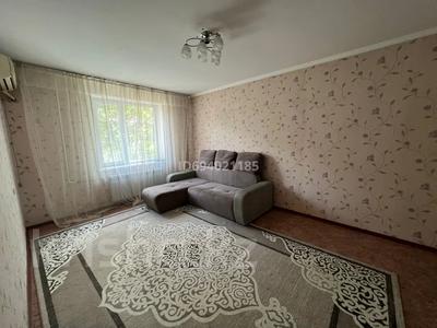 2-комнатная квартира, 60 м², 2/5 этаж помесячно, Байтурсынова 88 за 130 000 〒 в Шымкенте, Туран р-н